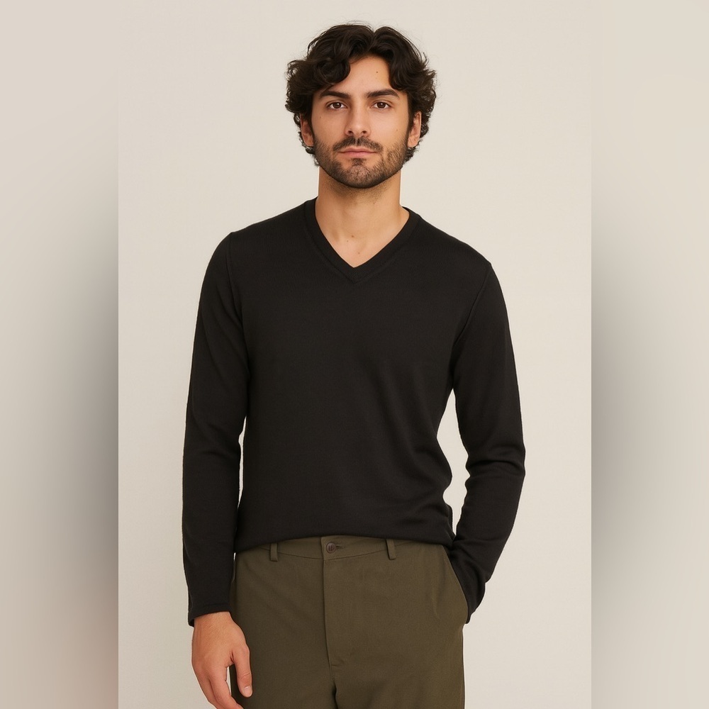 John Varvatos USA Black Wool Blend V-Neck Sweater Size L Textured Sleeve